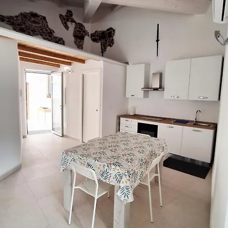 Apartmán Casa Borgo 14 - Finalborgo Finale Ligure